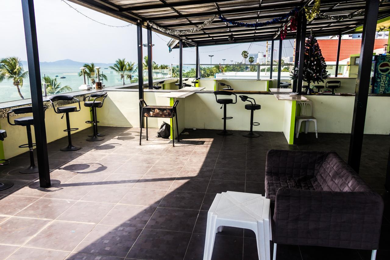 Barfly Pattaya Hotel Praia de Jomtien Exterior foto